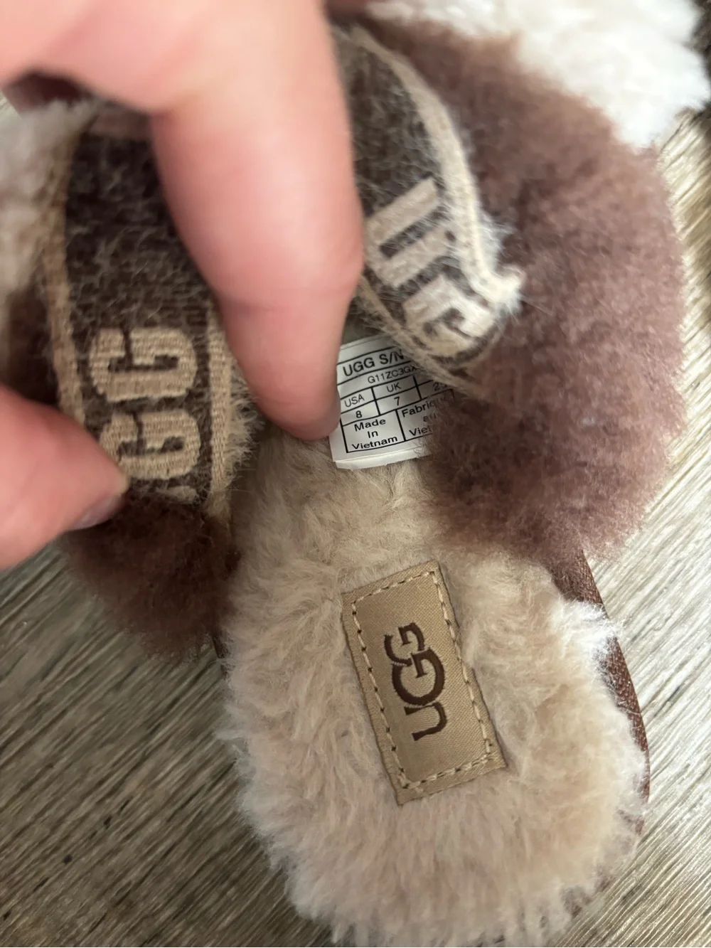 UGG Toddler lion Slippers 8C